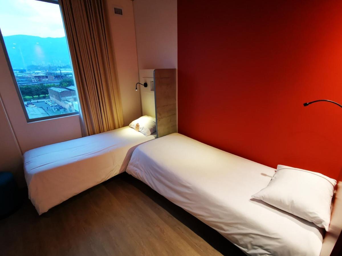 Ibis Budget Itagüí Exterior foto